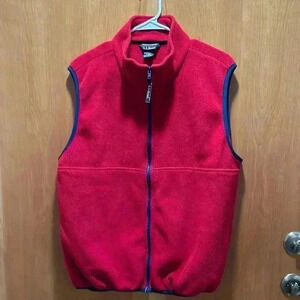 Red L.L. Bean full zip vest men’s size large